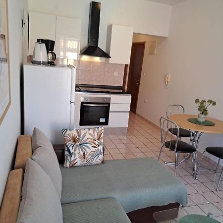 Apartments Bellus Mare Mali Lošinj Eksteriør billede