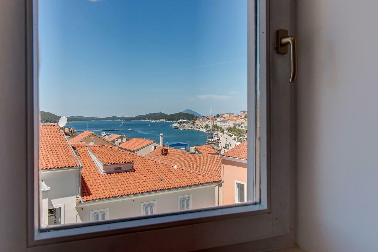 Apartments Bellus Mare Mali Lošinj Eksteriør billede