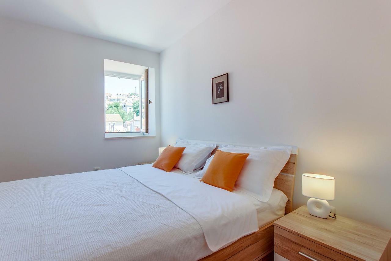 Apartments Bellus Mare Mali Lošinj Eksteriør billede